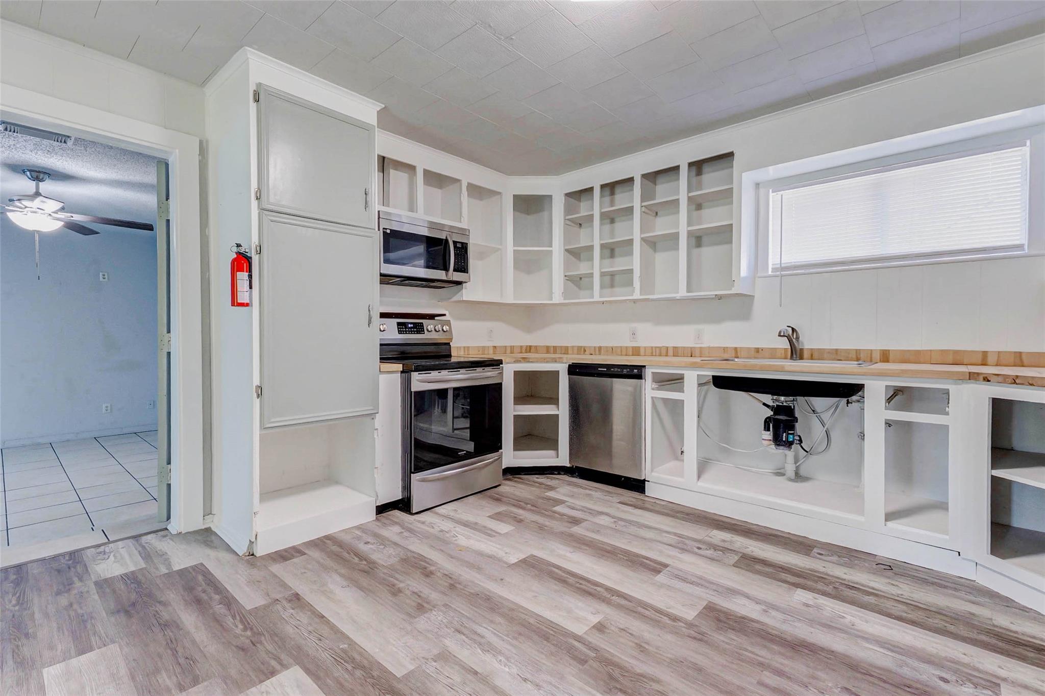 1204 2nd Street