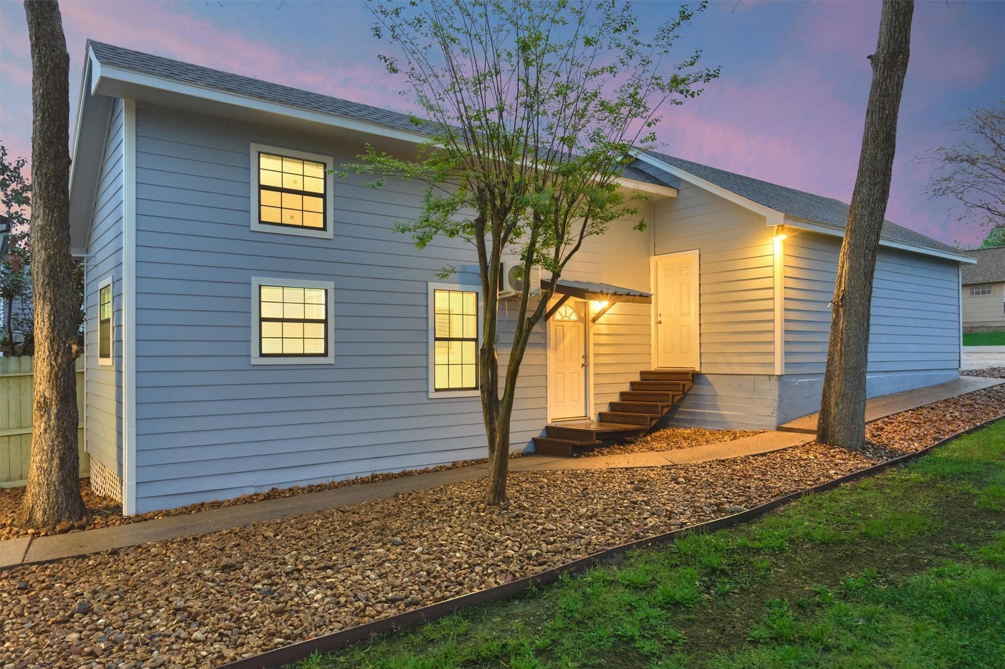 807 Paradise Lane