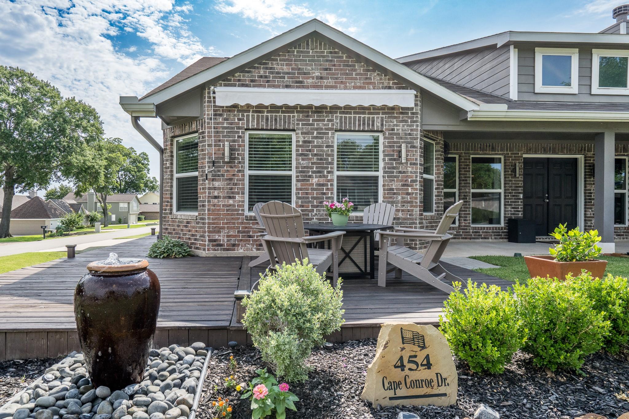 454 Cape Conroe Drive