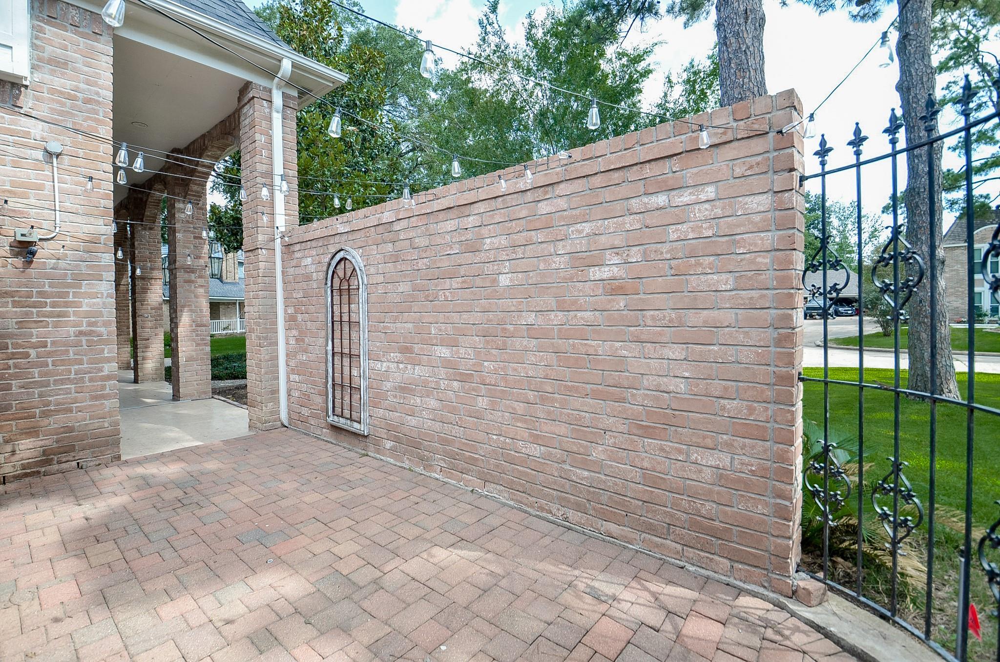22607 Unicorns Horn Lane