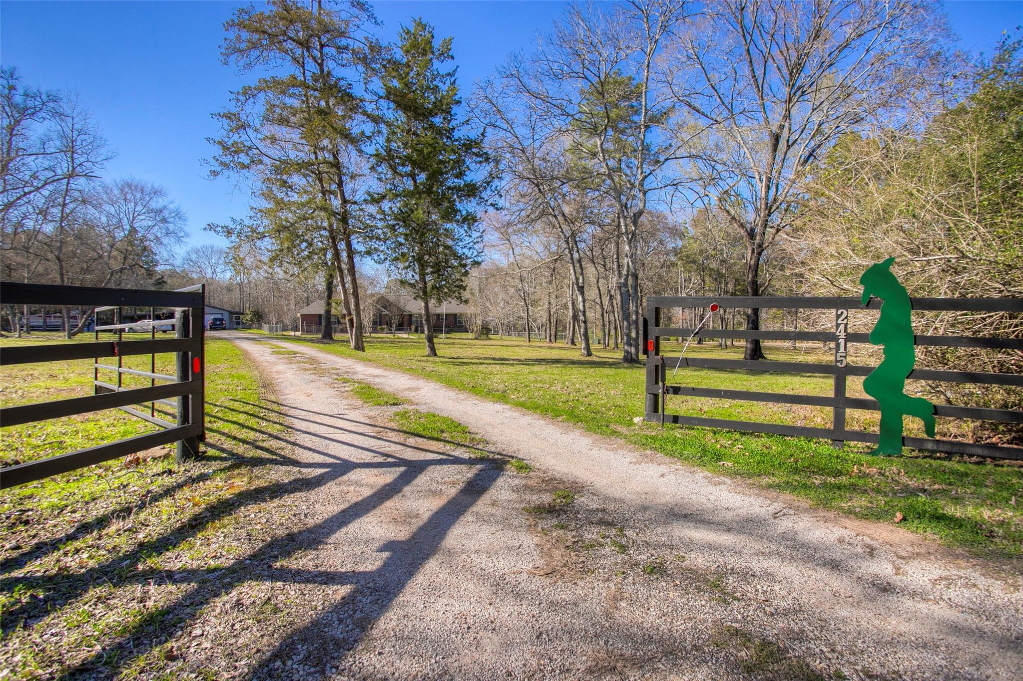 2415 Fm 1375 East Rd Road E