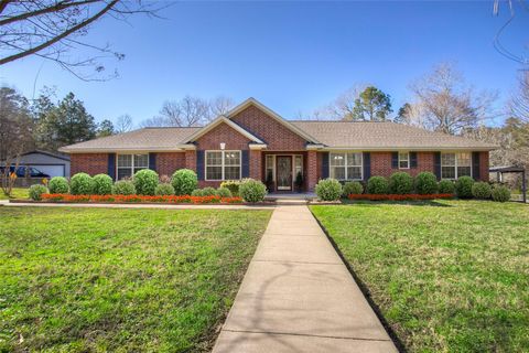 2415 Fm 1375 East Rd Road E Huntsville TX 77340