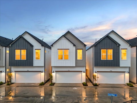 Photo of 1910 Luna Woods Lane Ln, Houston, TX 77055 (MLS # 61311992)