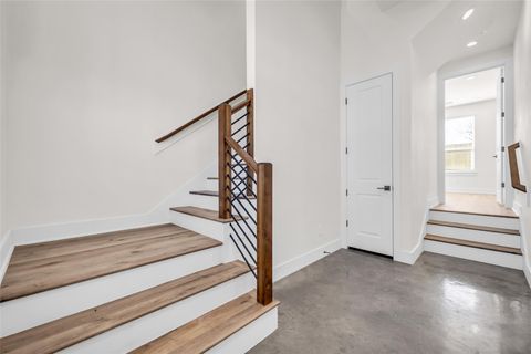 Tiny photo for 724 E 33rd Street, Houston, TX 77022 (MLS # 56058962)