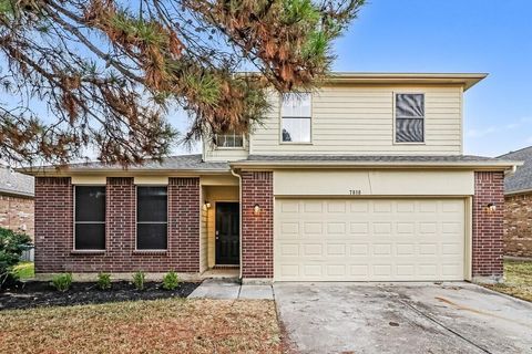 Photo of 7818 Yaupon Ranch Court, Cypress, TX 77433 (MLS # 52081294)
