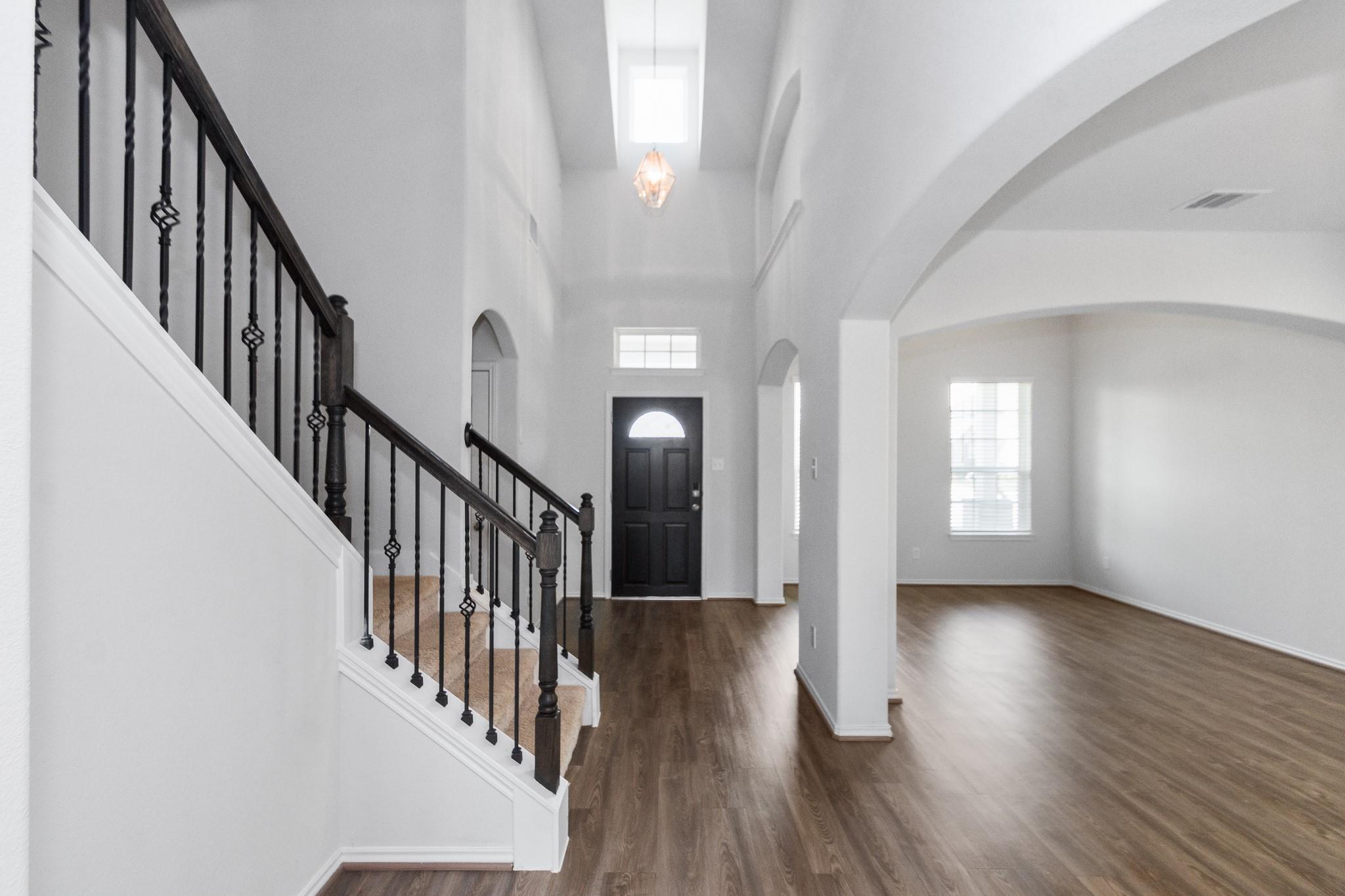 13622 Giant Panda Bear Avenue