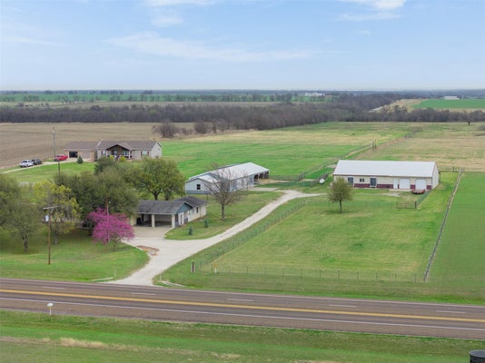 2042 US HIGHWAY 77, LOTT, TX 76656 - Image 32c2e870cdc2d21d1f25e691eae9d31a/4069715601