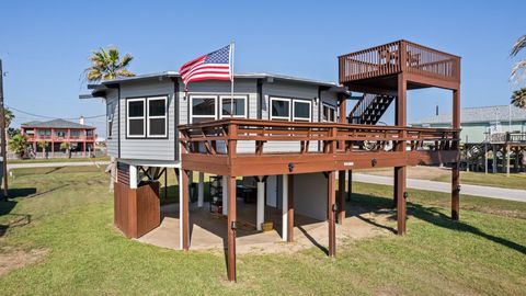 702 Seashell Drive Surfside Beach TX 77541