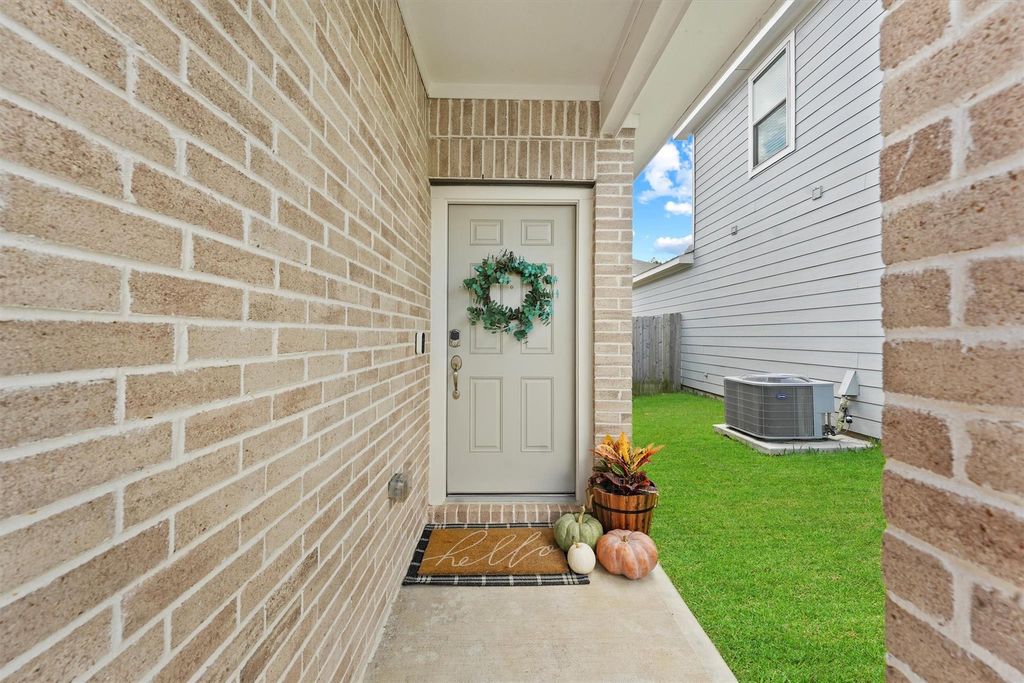 Photo of 16638 Spirit Street, Porter, TX 77365 (MLS # 32410432)