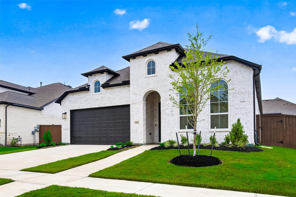 Photo of 5802 N Reef Ridge Drive, Manvel, TX 77578 (MLS # 83136103)