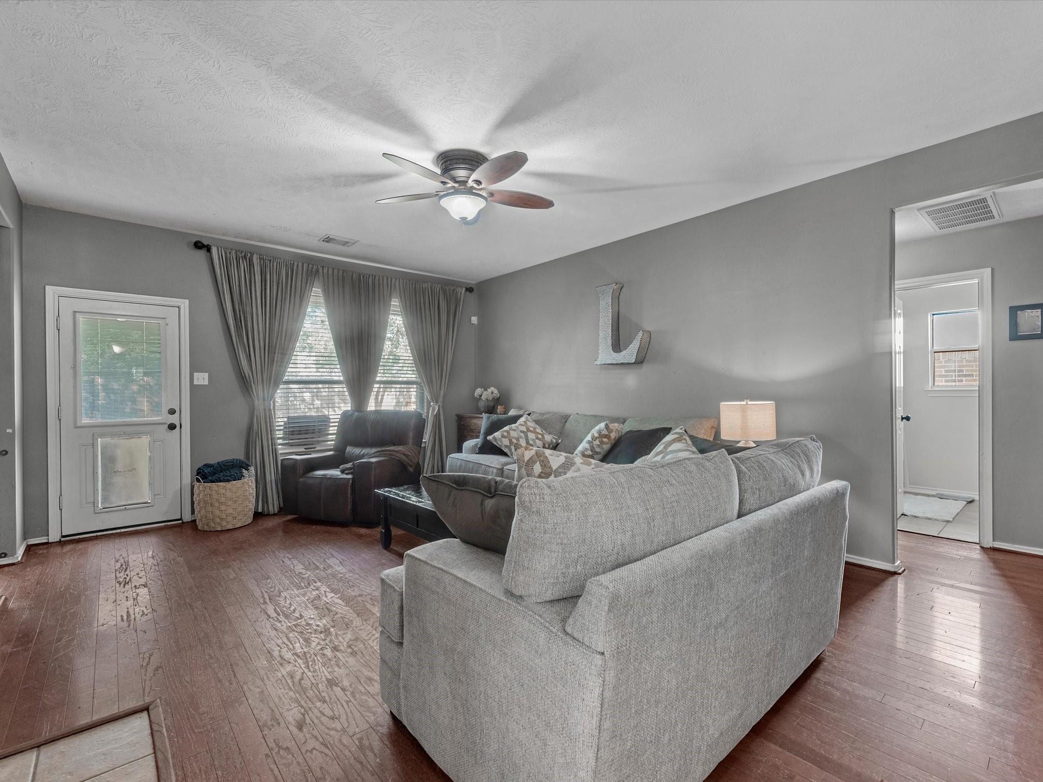 20530 Mauve Orchid Way