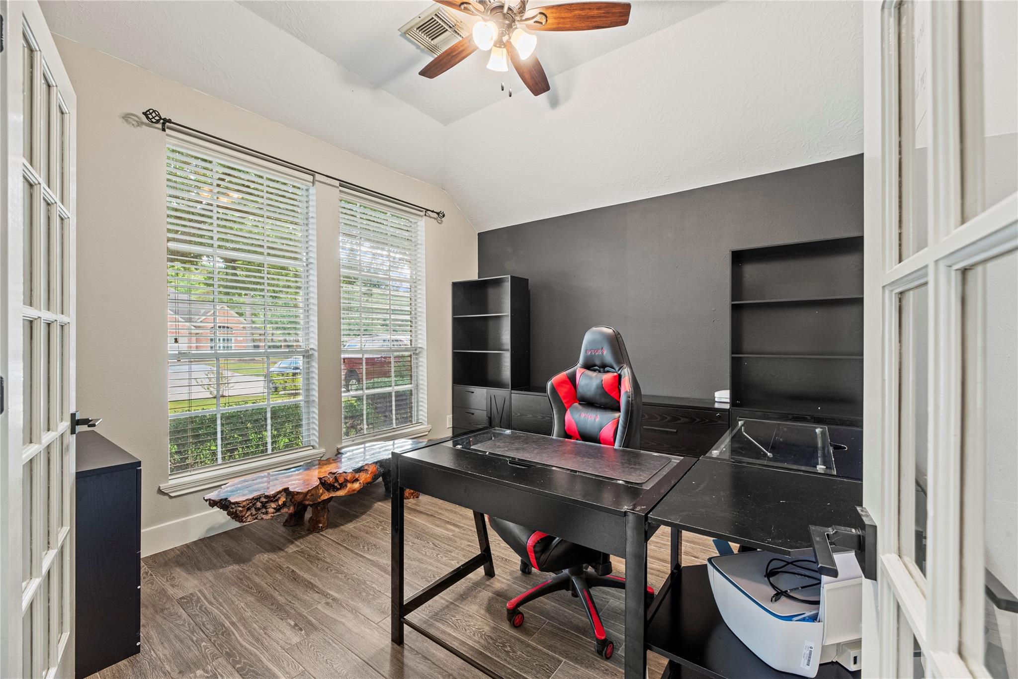 20907 Clovermeadow