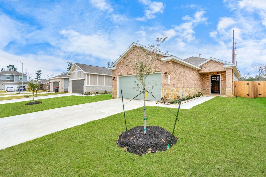 Photo of 25838 Boxwood Hedge Lane, Tomball, TX 77375 (MLS # 51594672)