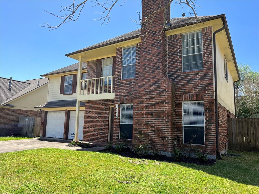 Photo of 16430 Elmwood Point Lane, Sugar Land, TX 77498 (MLS # 84470815)