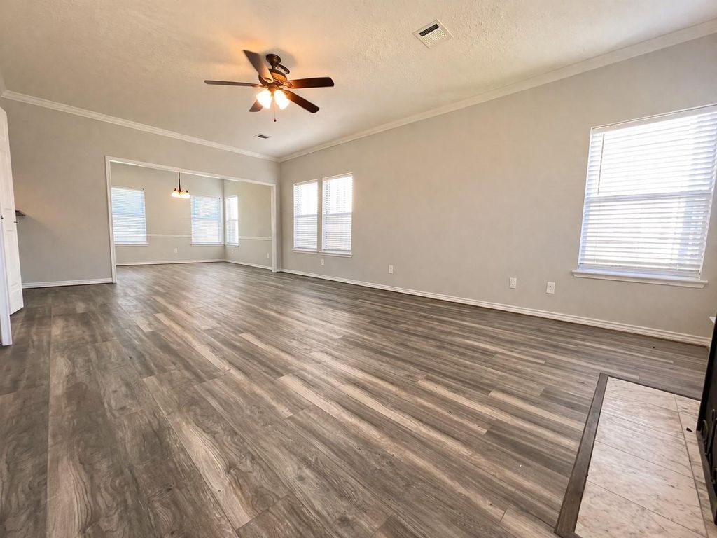 Photo of 16430 Elmwood Point Lane, Sugar Land, TX 77498 (MLS # 84470815)