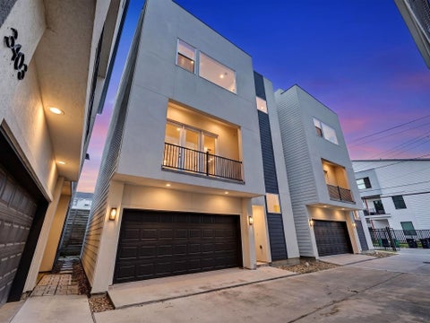 Photo of 3405 Baer Street, Houston, TX 77020 (MLS # 60786288)
