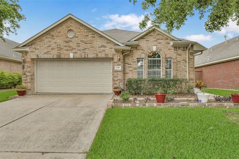 Photo of 2310 Messina Drive, Pearland, TX 77581 (MLS # 95148763)