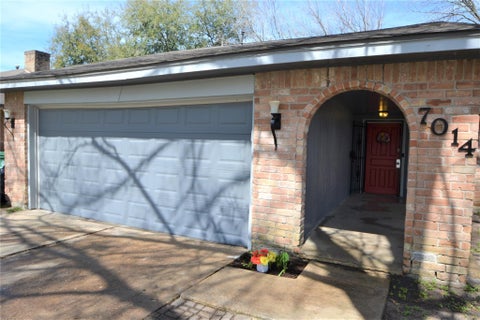 Photo of 7014 Dickson Way, Missouri City, TX 77489 (MLS # 21930599)