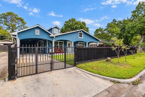 Photo of 2104 6th Street, Galena Park, TX 77547 (MLS # 51026467)