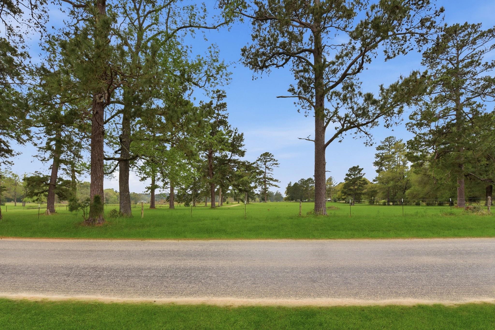 882 Four Notch Road