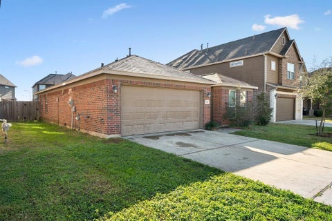 Photo of 8218 Pastel Dawn Trace, Houston, TX 77049 (MLS # 17862038)