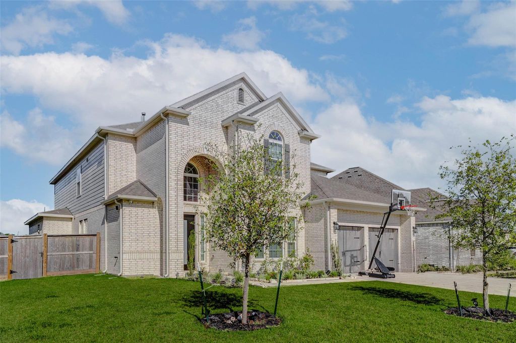 Photo of 24402 Kingelm Lake Dr Dr, Katy, TX 77493 (MLS # 11475403)