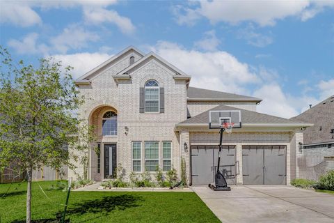 Photo of 24402 Kingelm Lake Dr Dr, Katy, TX 77493 (MLS # 11475403)