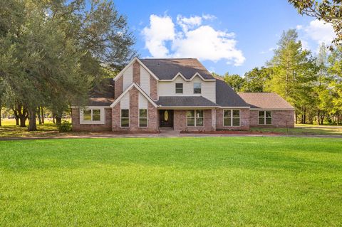 Photo of 214 Caleta Circle, Richmond, TX 77406 (MLS # 9515606)
