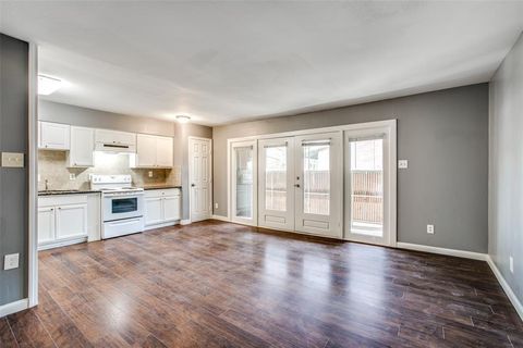 Photo of 3938 W Alabama Street #8, Houston, TX 77027 (MLS # 92557297)