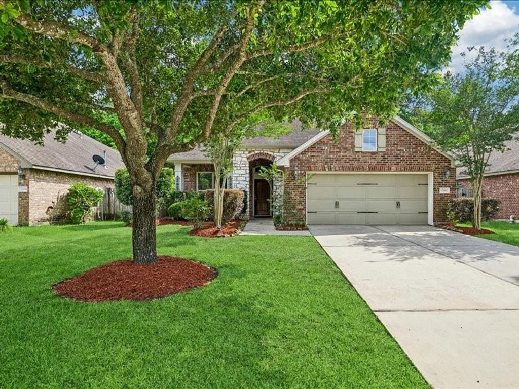 Photo of 12802 Bridle Springs Lane, Houston, TX 77044 (MLS # 7123140)