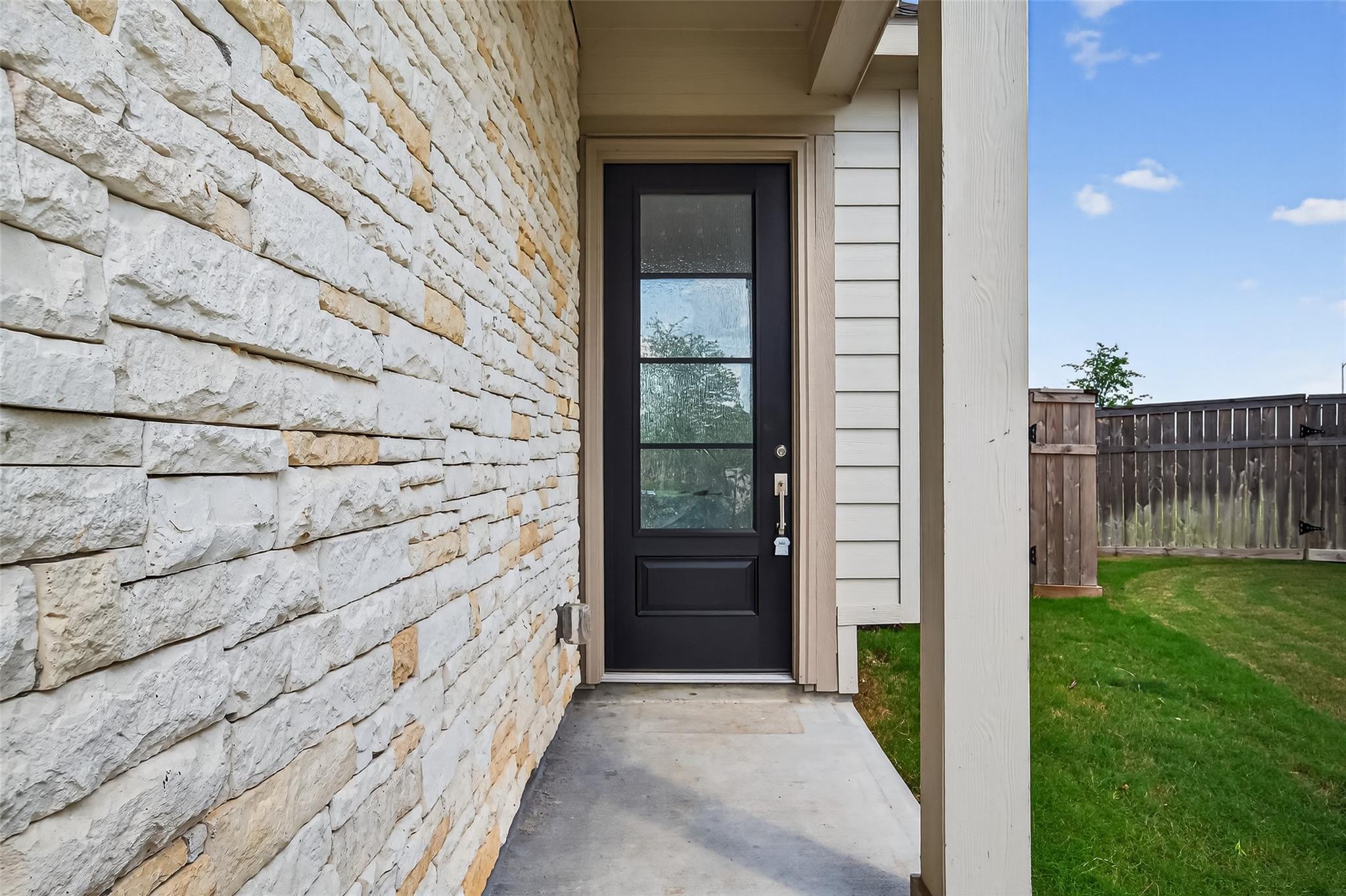 5607 Foggy Vine Court