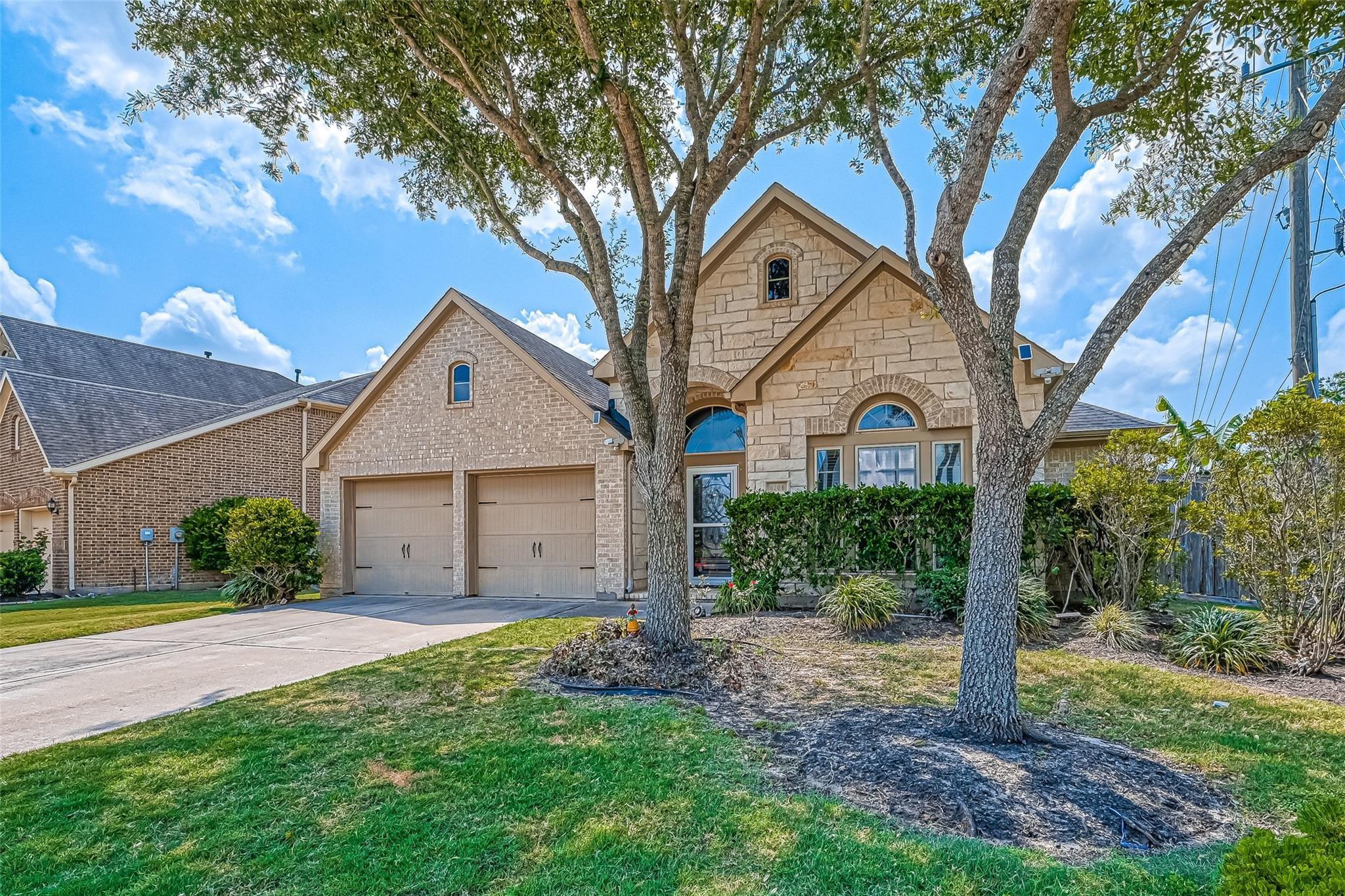 6206 Falling Briar Lane