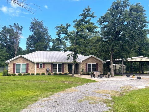 Photo of 109 Private Road 916, Fairfield, TX 75840 (MLS # 20596310)