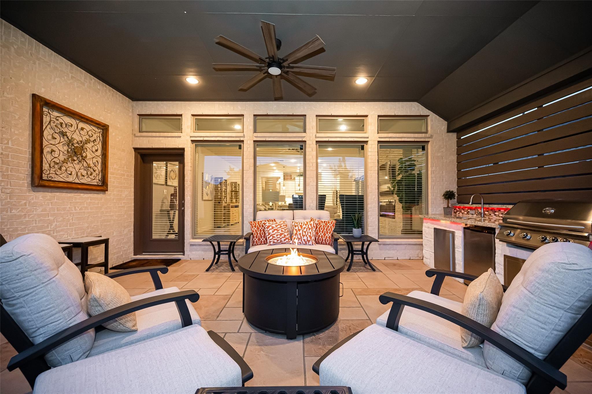 9426 Orchard Trail