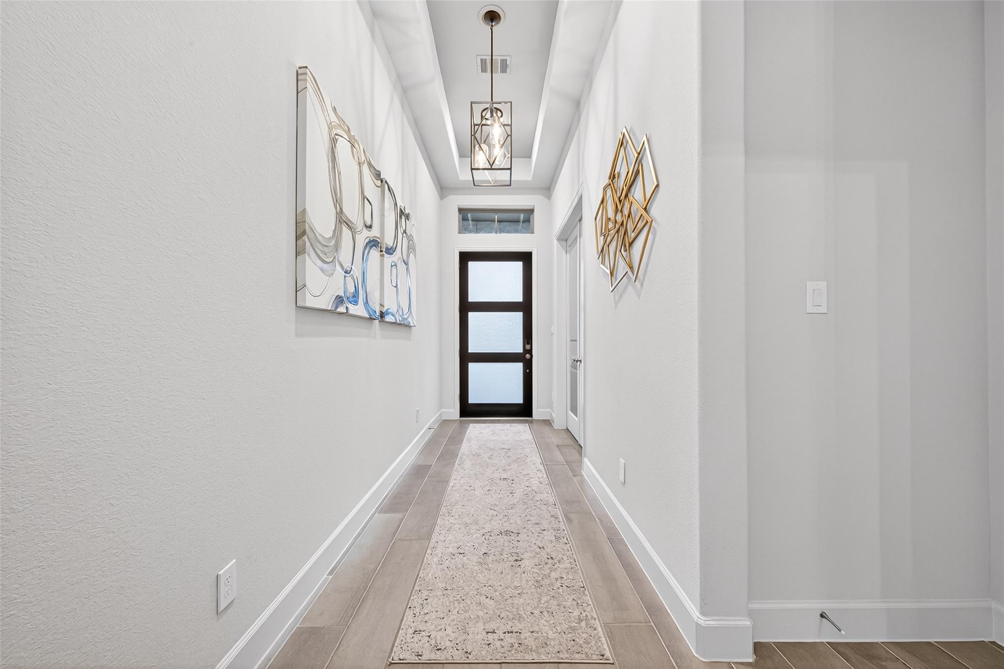 9426 Orchard Trail