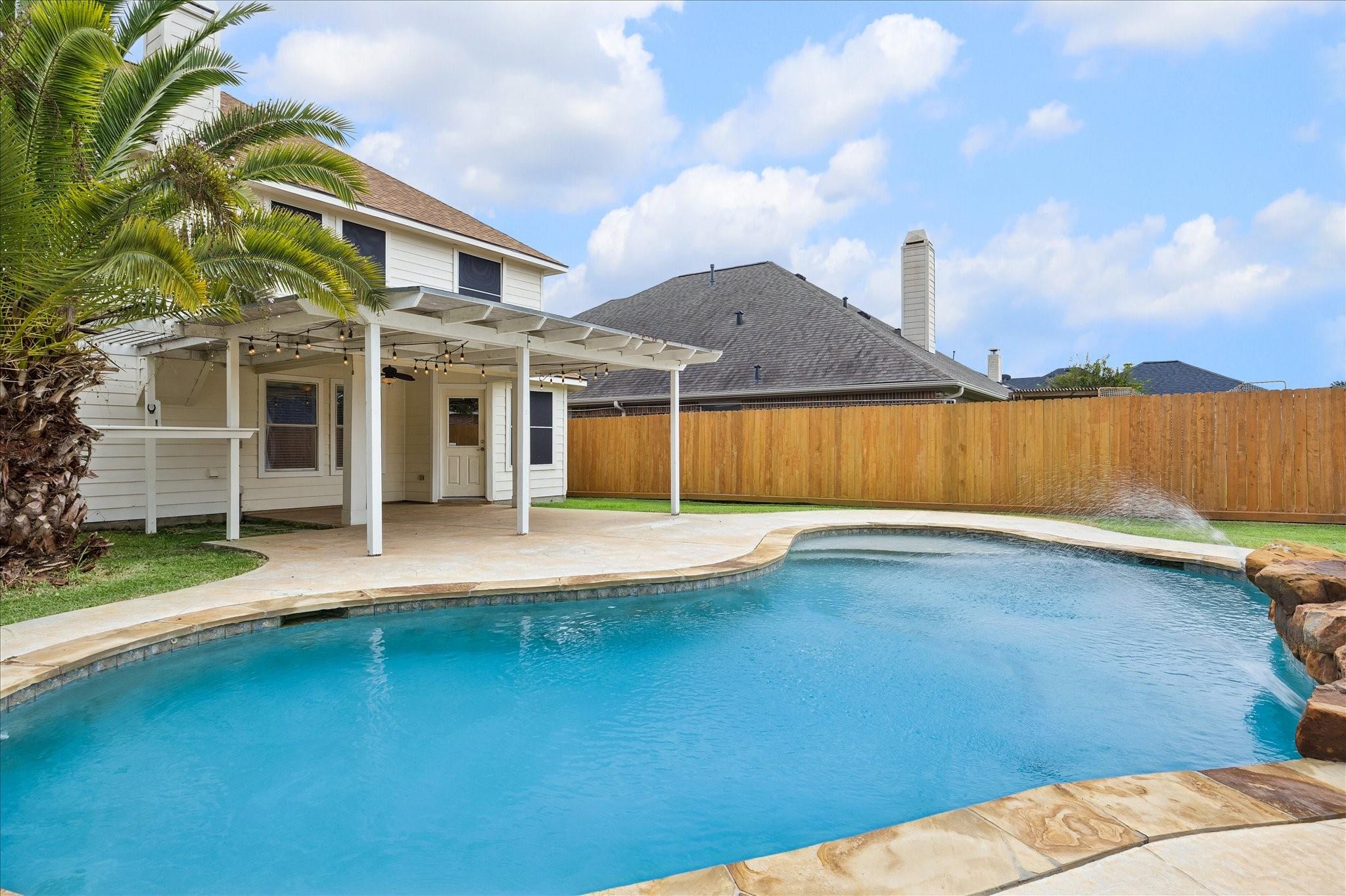 405 Laddingford Lane