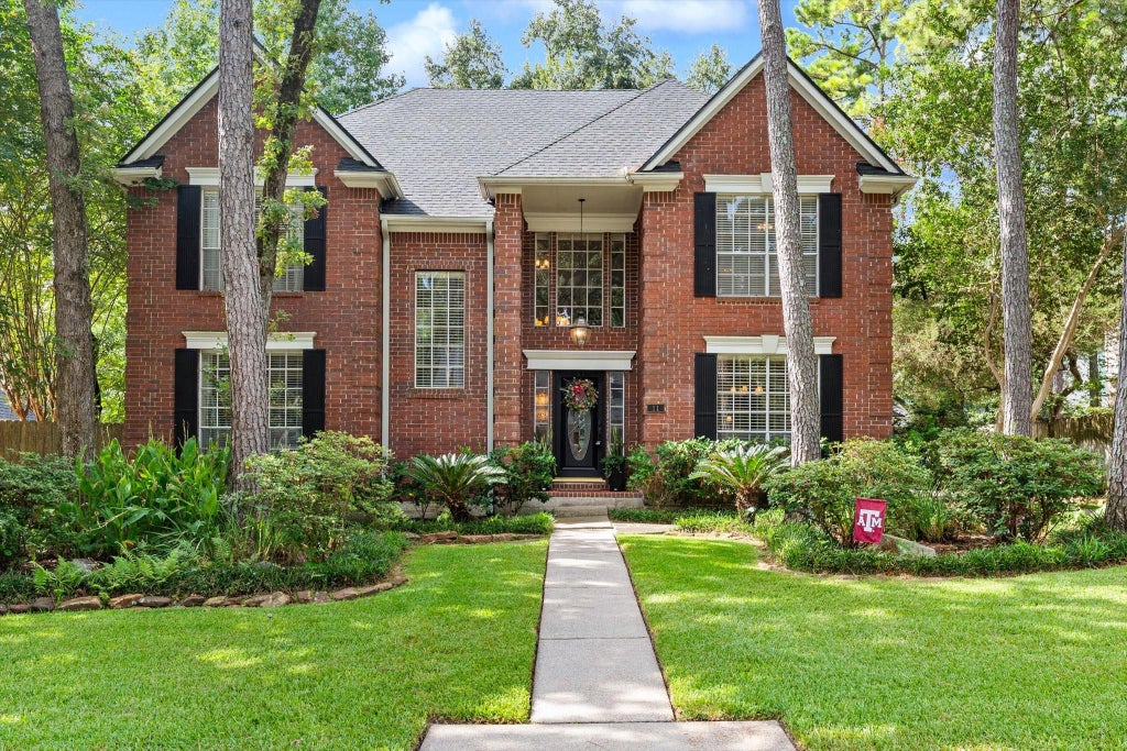 Photo of 11 Golden Place, The Woodlands, TX 77381 (MLS # 91111875)