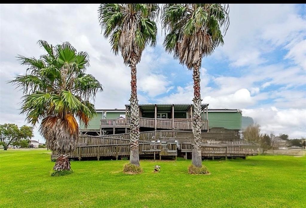 Photo of 5440 Mechanic Street, Sabine Pass, TX 77655 (MLS # 88222215)