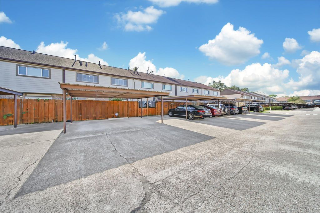 Photo of 10520 Hammerly Boulevard #249, Houston, TX 77043 (MLS # 34945097)