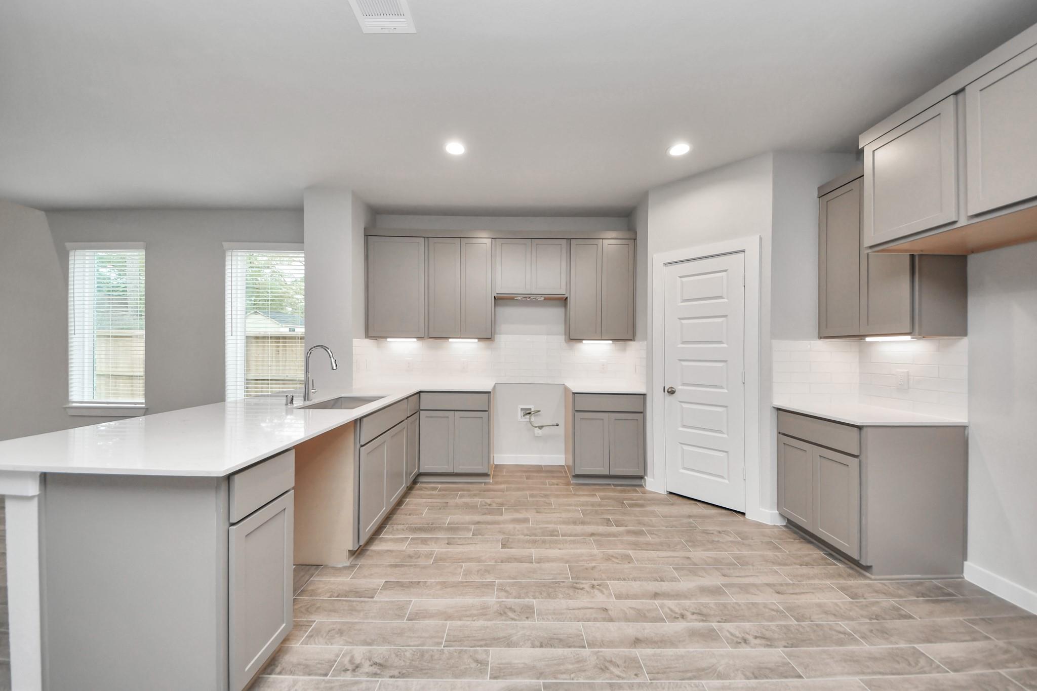 14831 Diamond Dove Lane