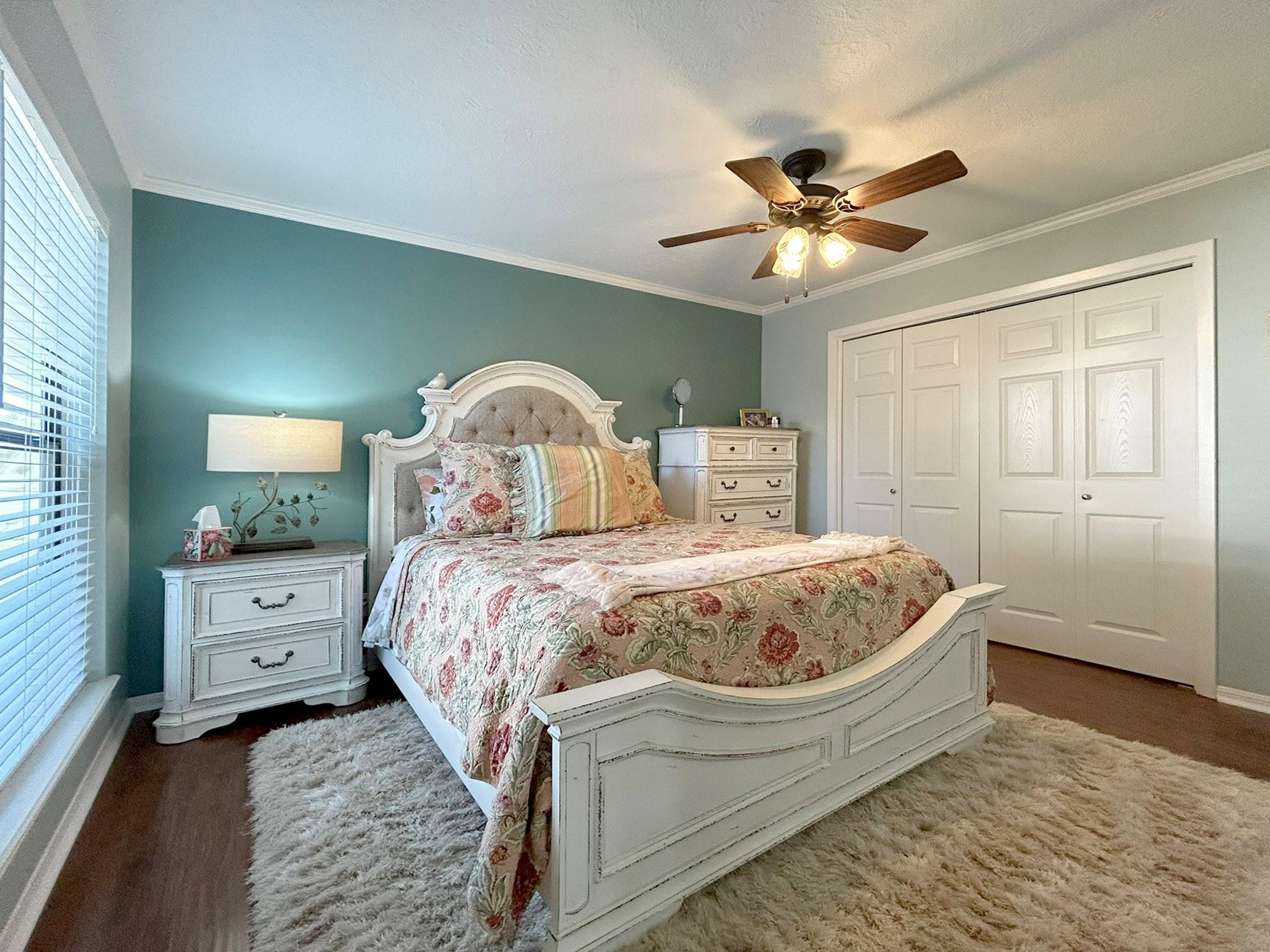 40 Driving Range Lane