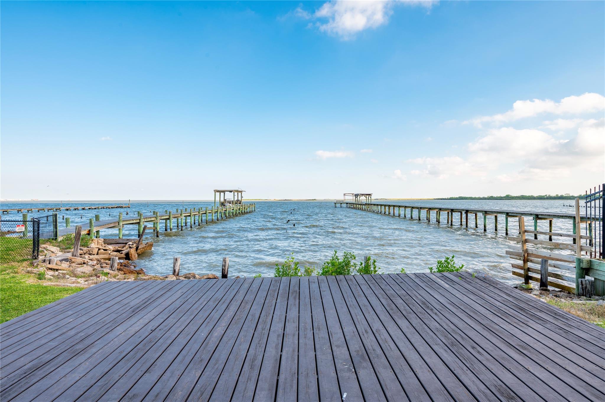1643 Dick Bay Drive