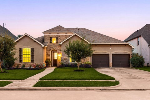 Photo of 6202 Meadow Bluff Court, Richmond, TX 77407 (MLS # 95539786)