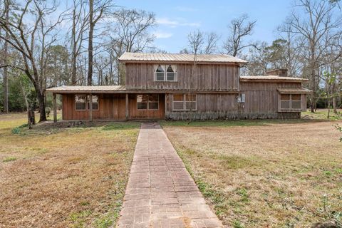 Photo of 17230 Pioneer Trails Trl, Conroe, TX 77302 (MLS # 77951163)