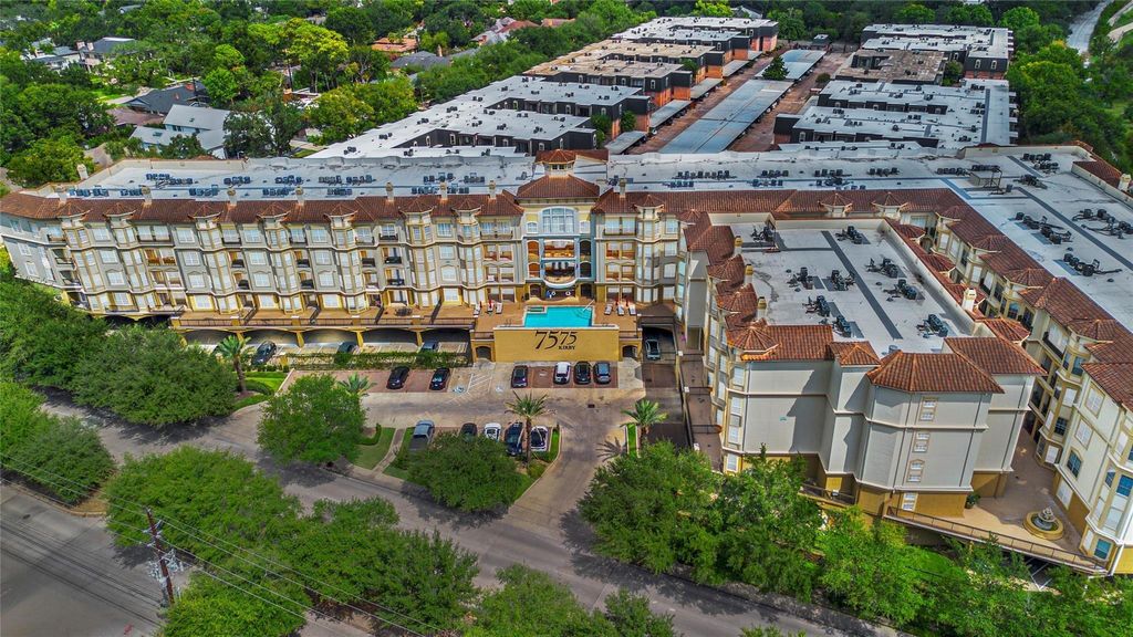 Photo of 7575 Kirby Drive #2202, Houston, TX 77030 (MLS # 29439762)