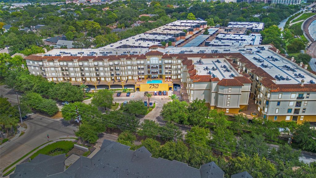 Photo of 7575 Kirby Drive #2202, Houston, TX 77030 (MLS # 29439762)