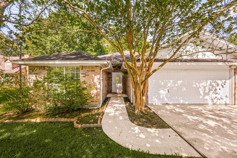 Photo of 811 Carson Drive, Magnolia, TX 77354 (MLS # 62698755)