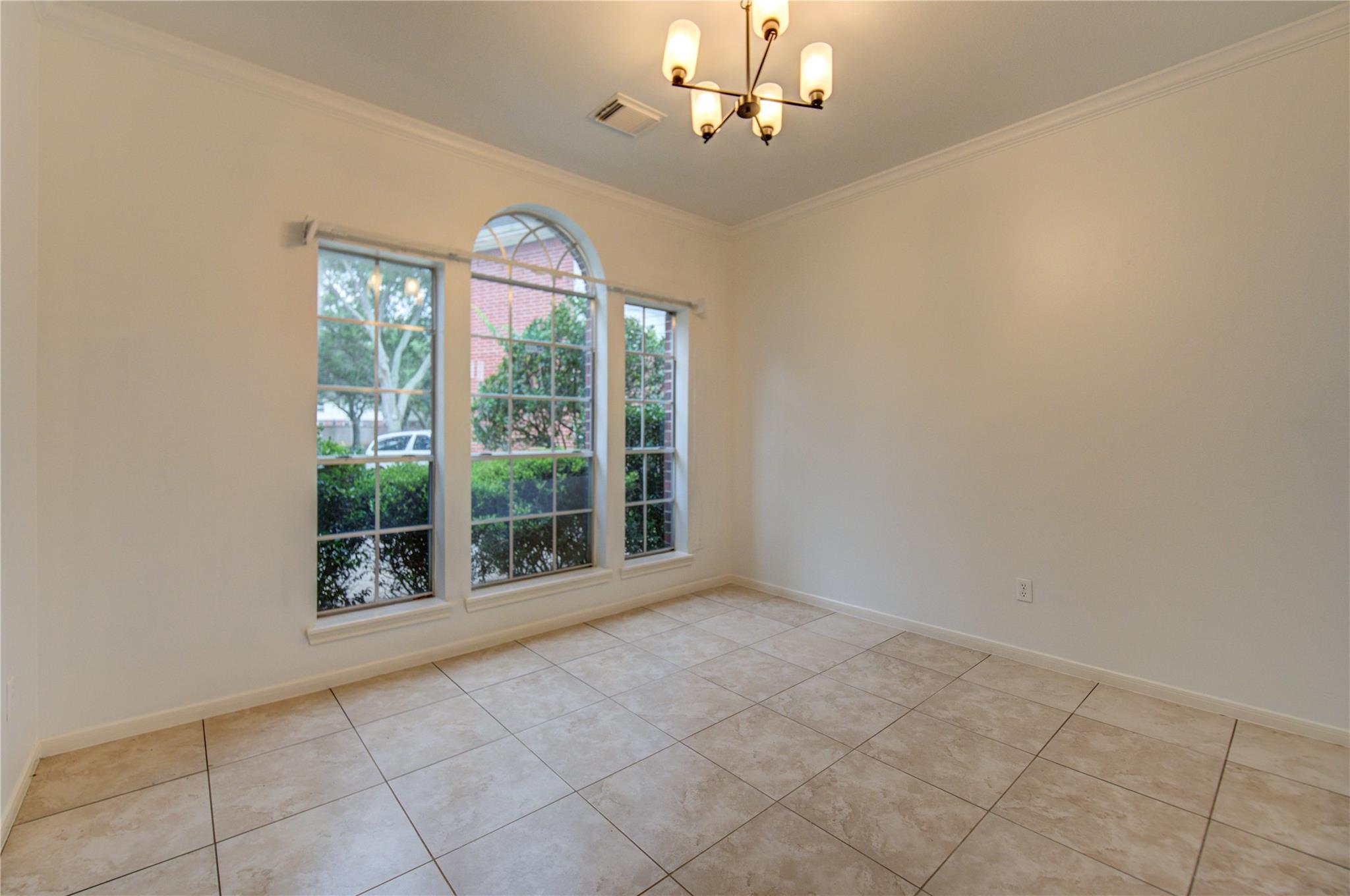 15318 Amesbury Lane