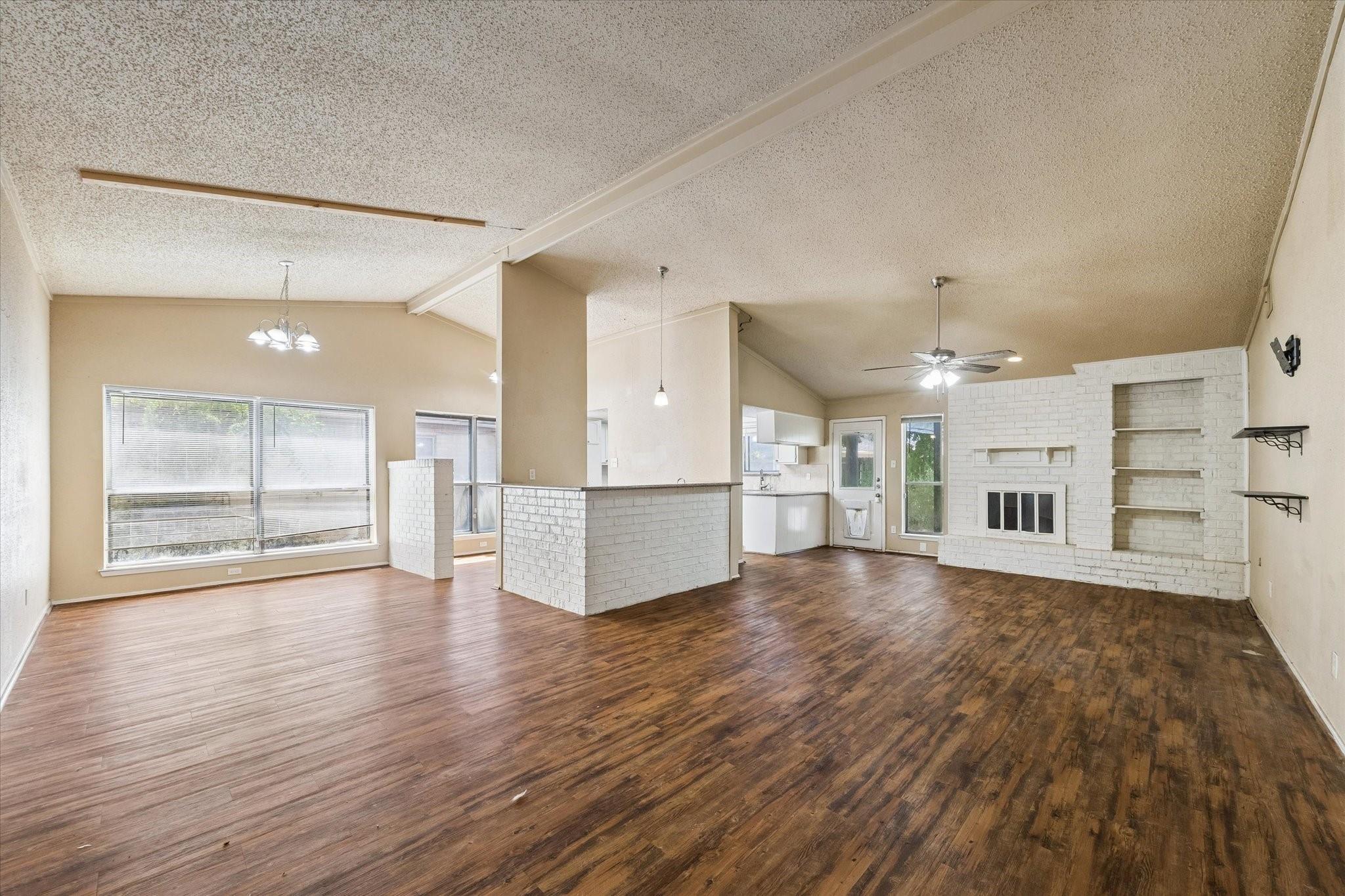 23423 Canyon Lake Drive