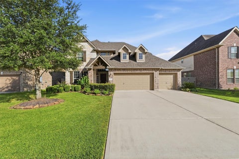Homes For Sale - 404 Westwood Drive<br/> League City, TX 77573